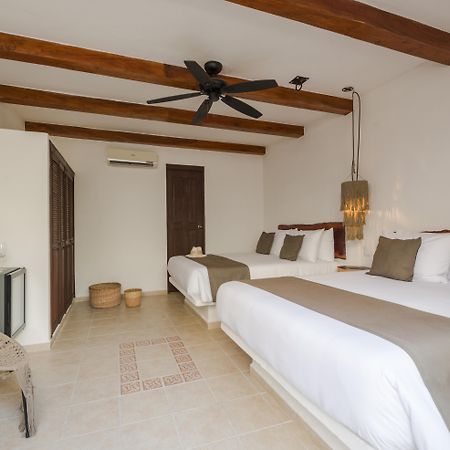 Hotel Banana Boutique & Spa - 5Th Av Плая дел Кармен Екстериор снимка