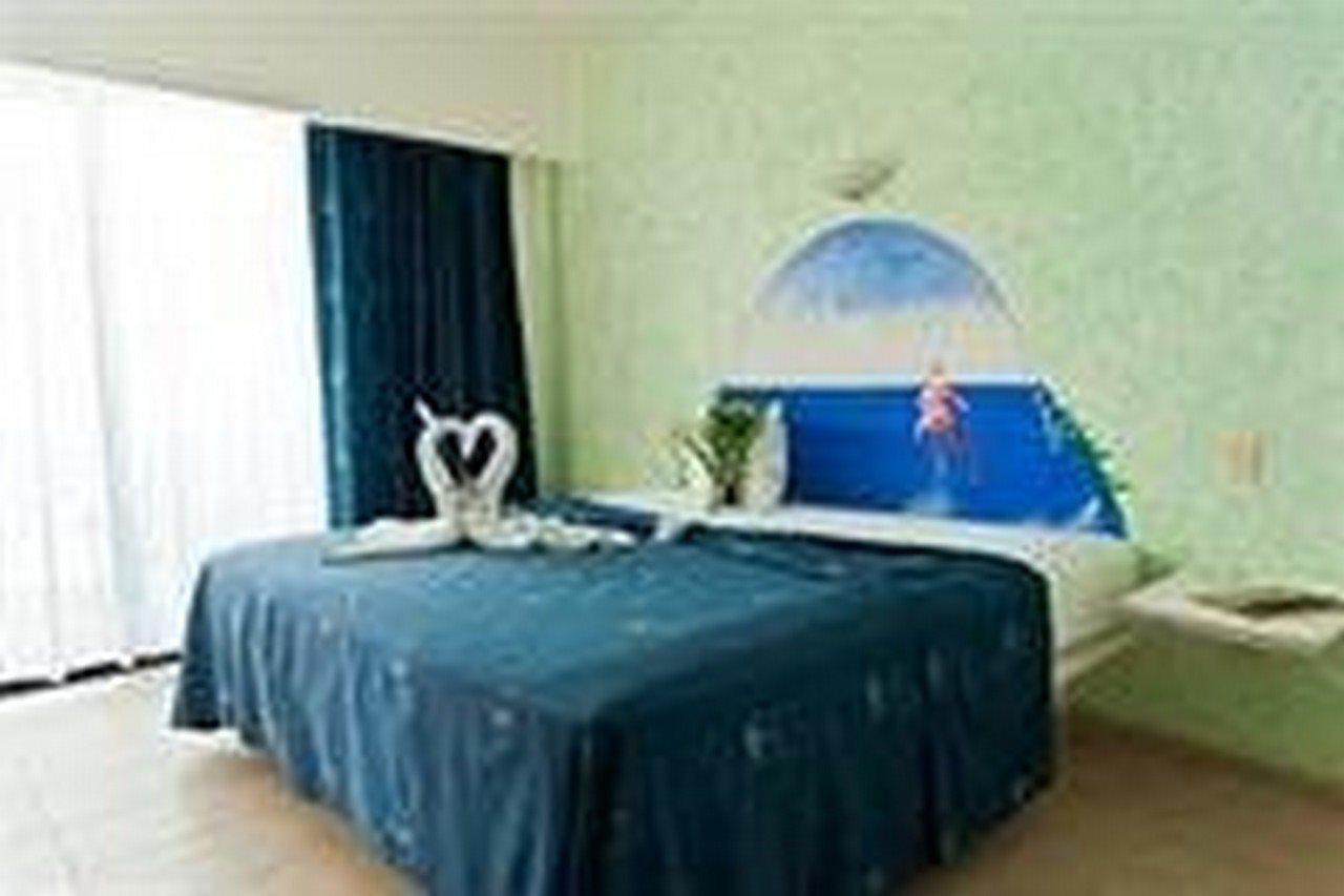 Hotel Banana Boutique & Spa - 5Th Av Плая дел Кармен Екстериор снимка