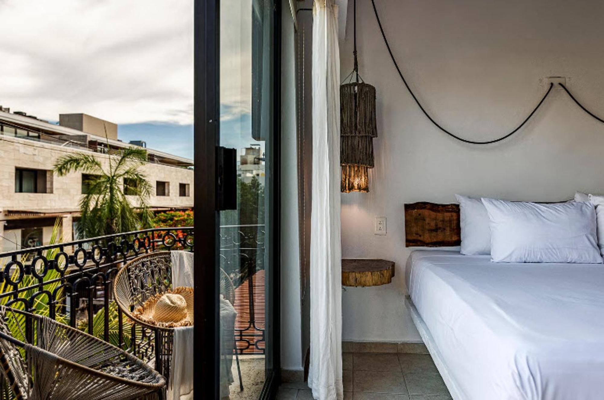 Hotel Banana Boutique & Spa - 5Th Av Плая дел Кармен Екстериор снимка
