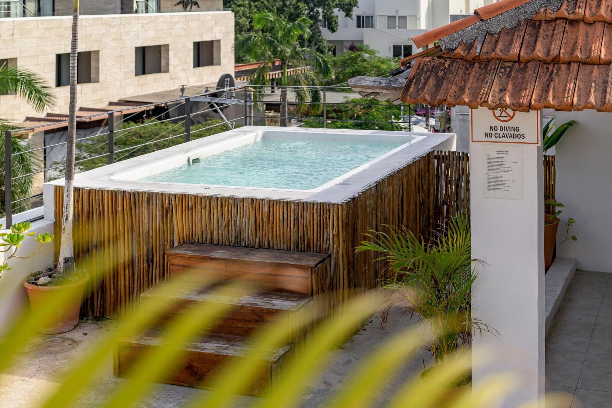 Hotel Banana Boutique & Spa - 5Th Av Плая дел Кармен Екстериор снимка