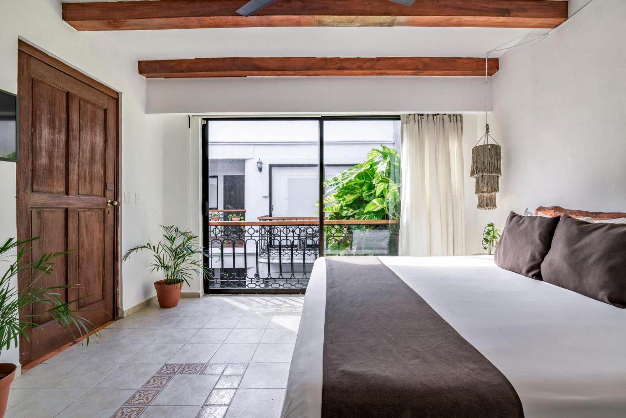 Hotel Banana Boutique & Spa - 5Th Av Плая дел Кармен Екстериор снимка